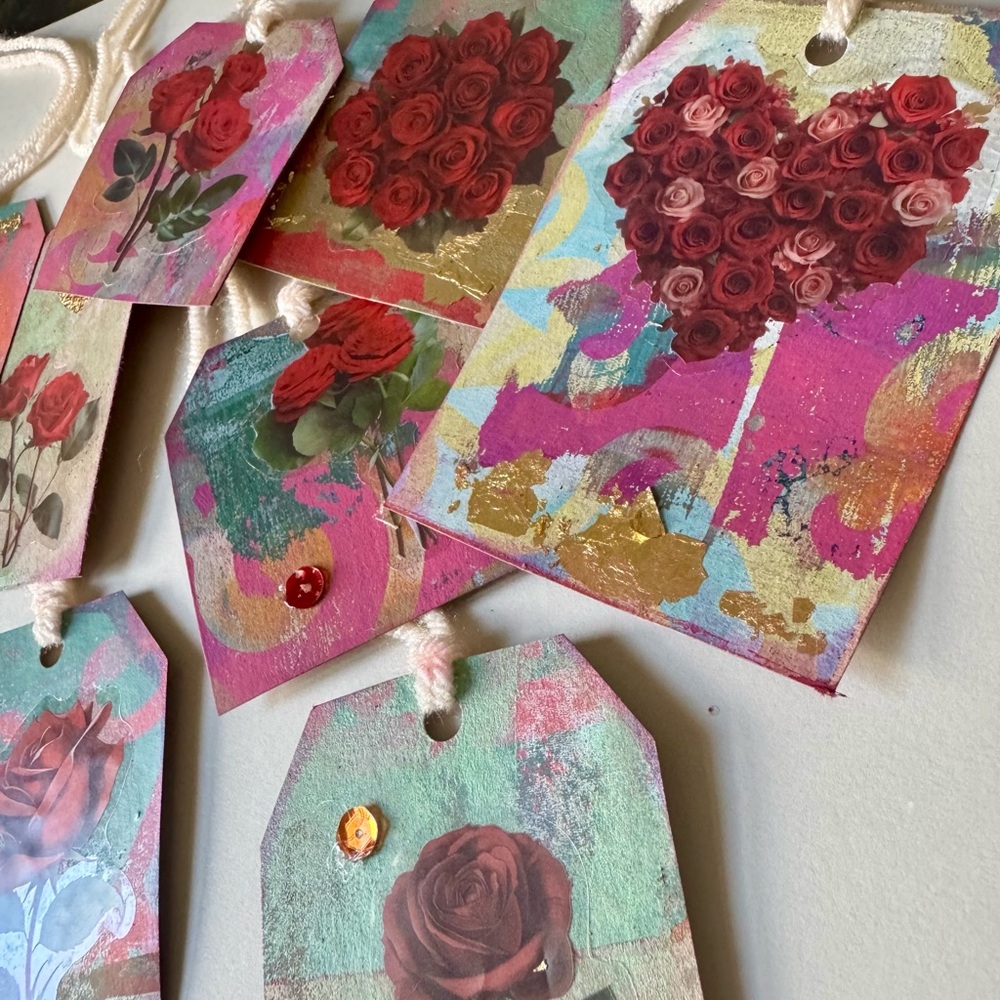 8 vintage look rose hang & thank you tags